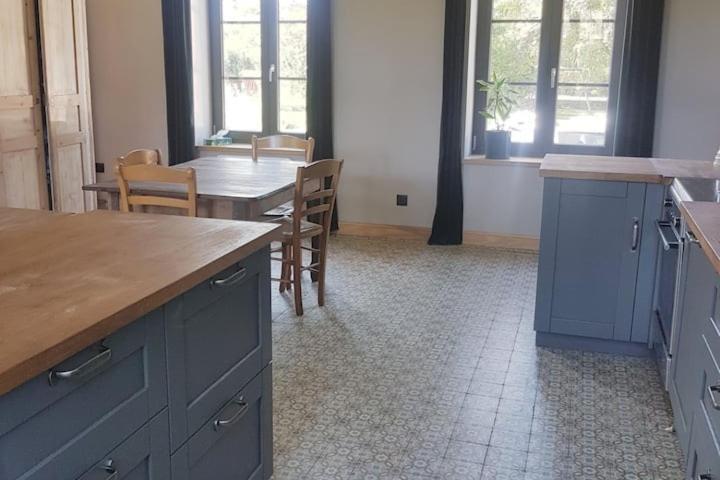Apartmán Chambre Spacieuse Avec Vue Sur Clocher Verchin Exteriér fotografie